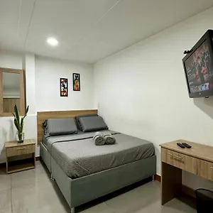 https://hostelfc-corferias.hotels-bogota.net