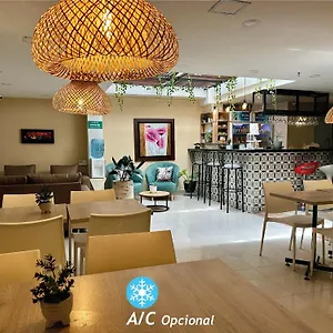https://laureles-guest-house.colombiamedellinhotels.com